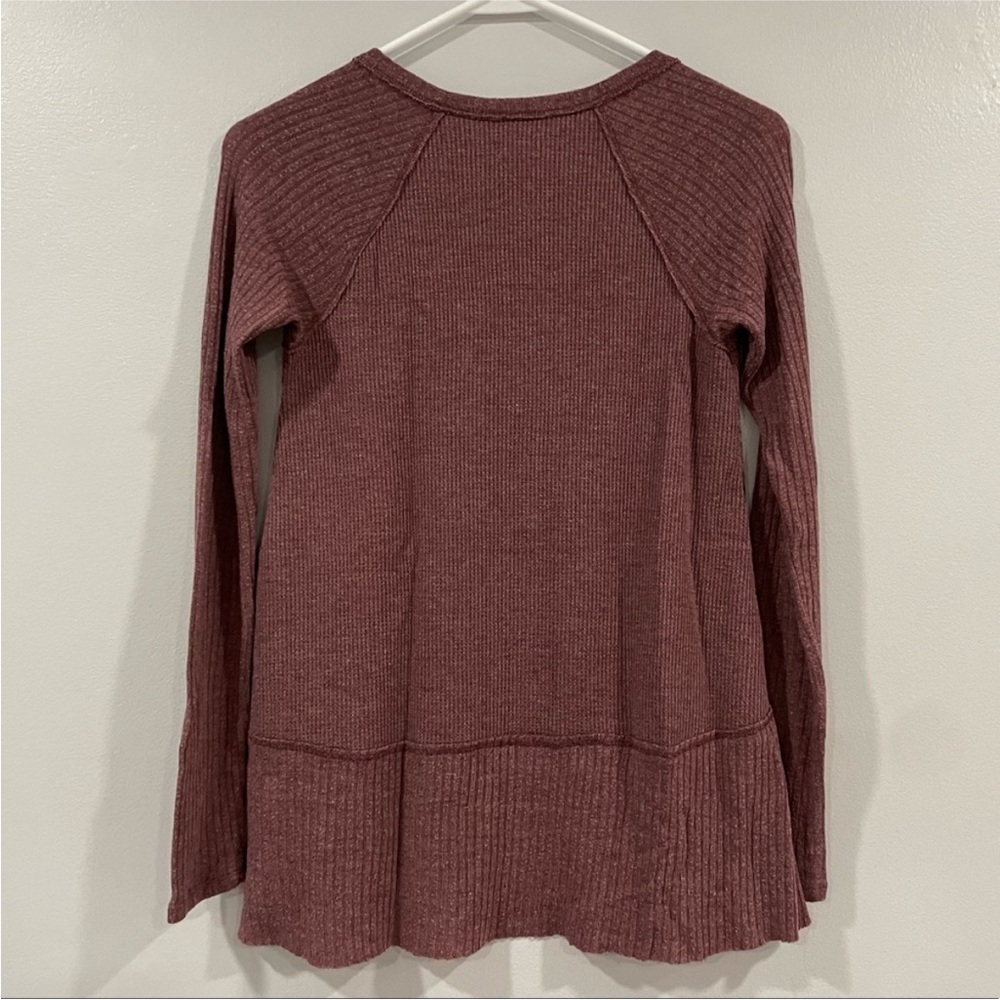 Hollister Mauve Waffle Knit Long Sleeve Shirt - Picture 4 of 6